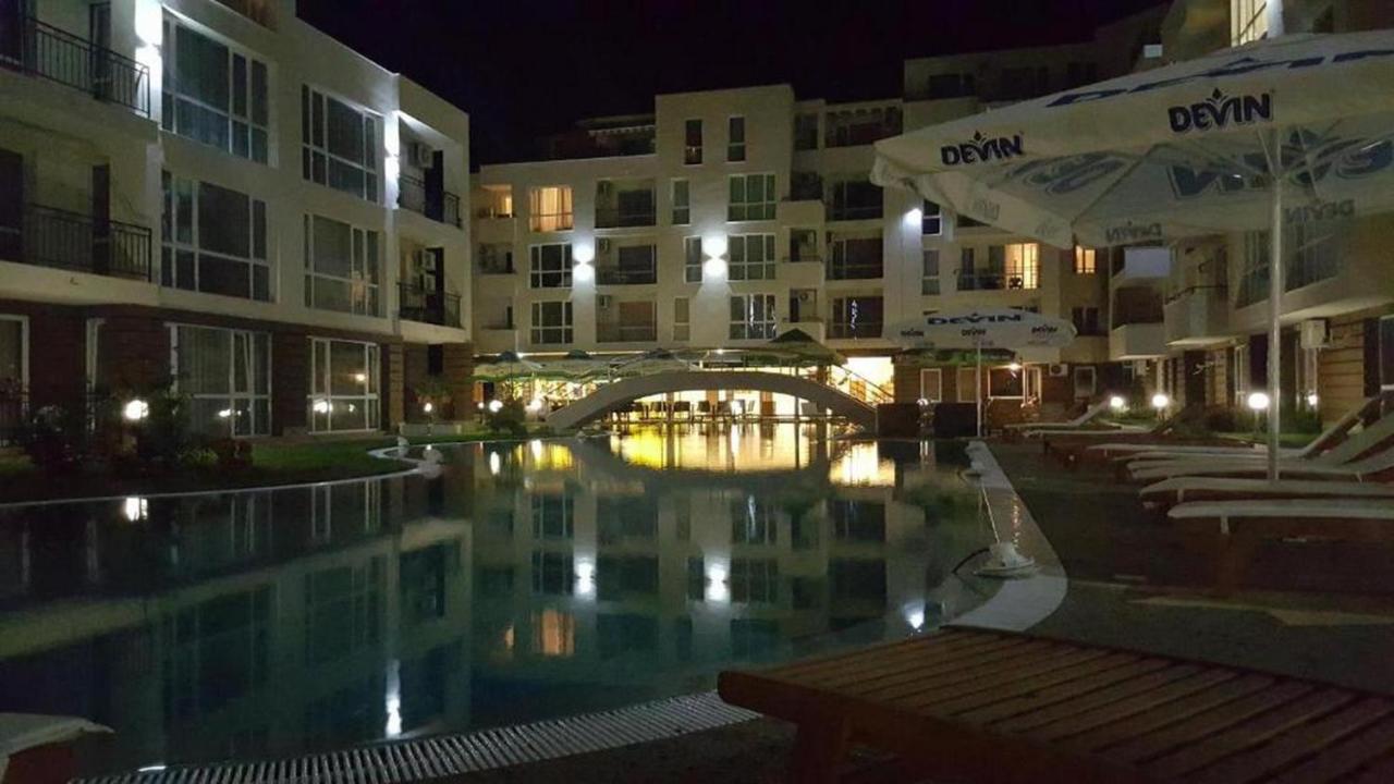 Menada Casa Del Sol Apartments ซันนีบีช ภายนอก รูปภาพ