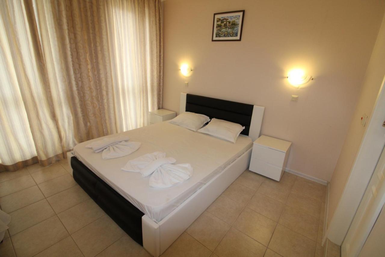 Menada Casa Del Sol Apartments ซันนีบีช ภายนอก รูปภาพ